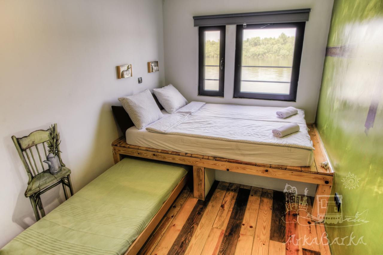 Arkabarka 2- Floating Dream Rooms And Apartments Belgrado Exterior foto