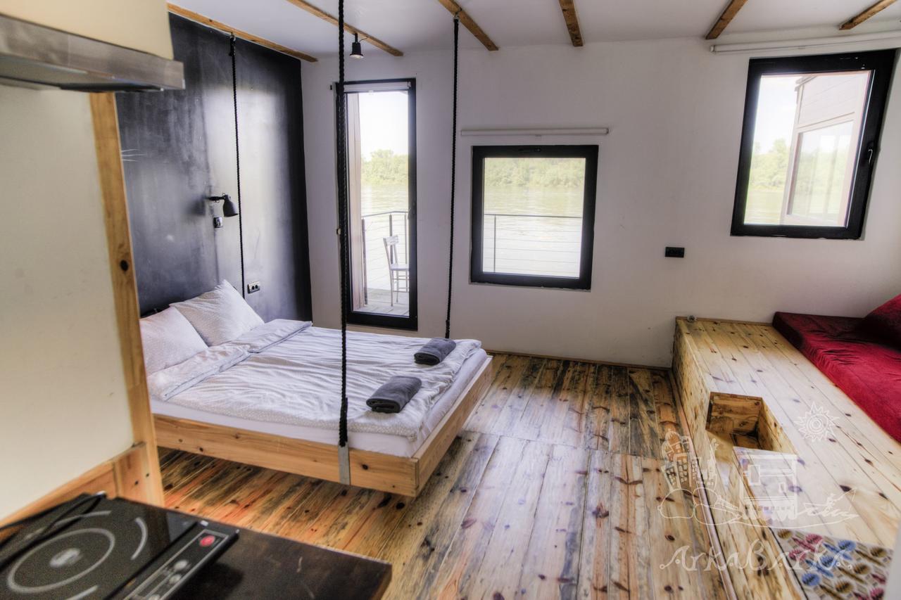 Arkabarka 2- Floating Dream Rooms And Apartments Belgrado Exterior foto